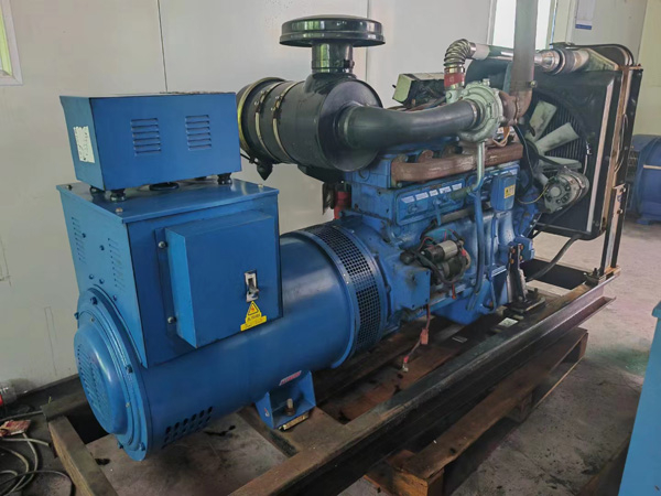 宜宾100kW柴油发电机组使用多级机油有哪些优缺点？